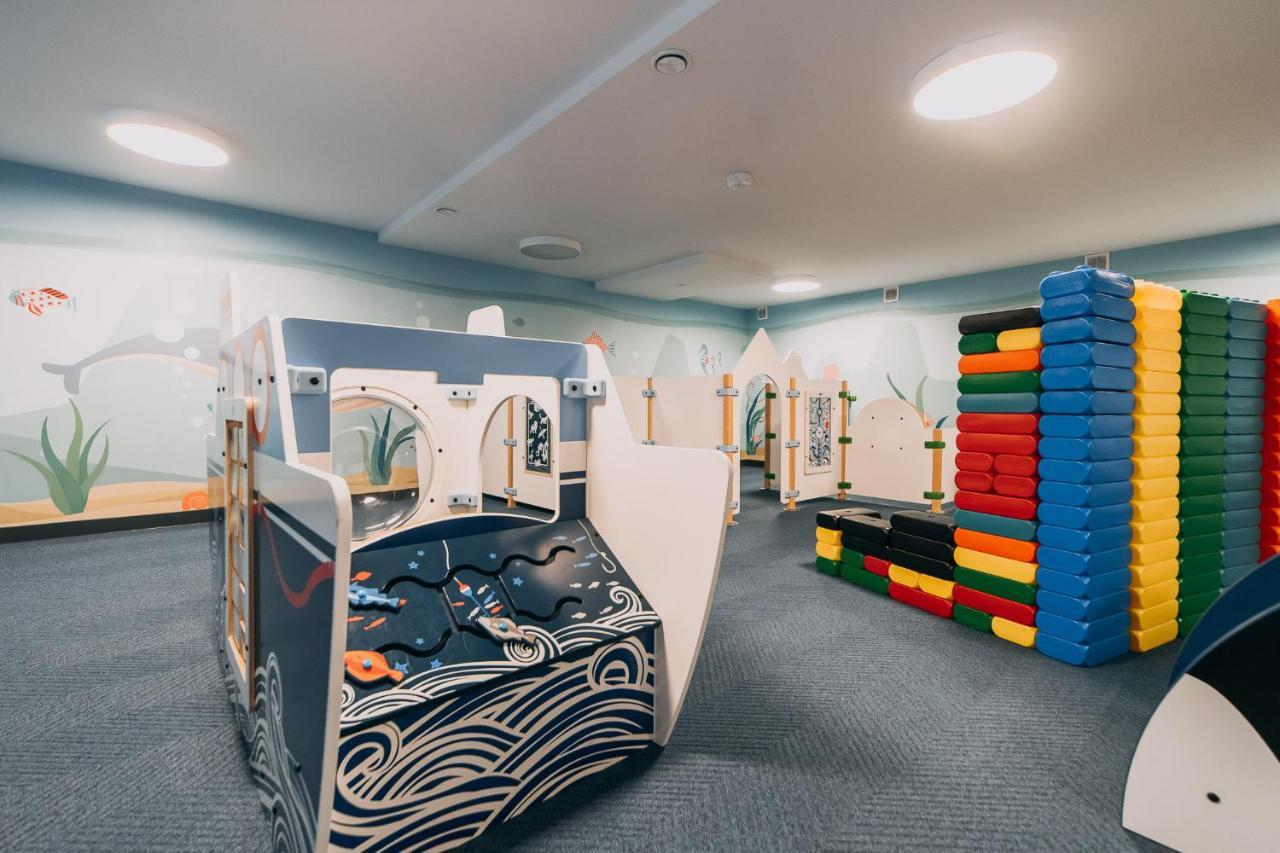 Nadmorskie Tarasy Apartament Wave Surfingbird Kołobrzeg Eksteriør bilde